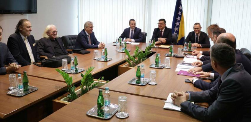 Tegeltija i poslodavci dogovorili formiranje radnih grupa za rast privrede