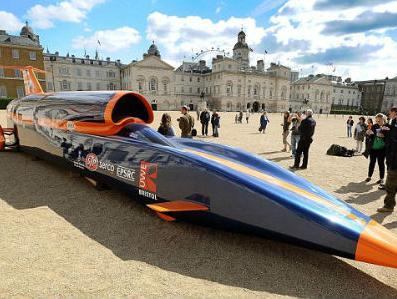 Supersonični automobil za novi rekord