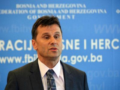 Novalić: Trebamo nove ljude u institucijama koje koče projekte Vlade