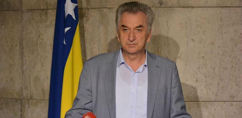 Šarović od EK traži hitne mjere zbog odluke Hrvatske