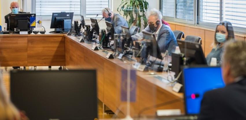 Sattler pozvao članove VSTV-a BiH na hitnu promjenu stanja u pravosuđu