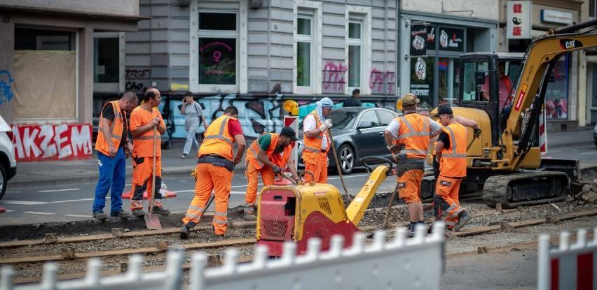 Povećanjem neoporezivog dijela radnik na 520 KM dobija dvije KM