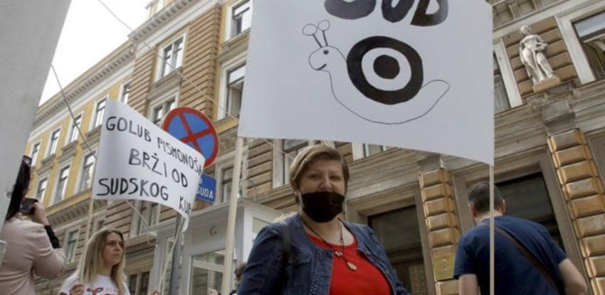 Protest radnika Agencije Poslovnost se nastavlja, održan i sastanak s Nenadićem