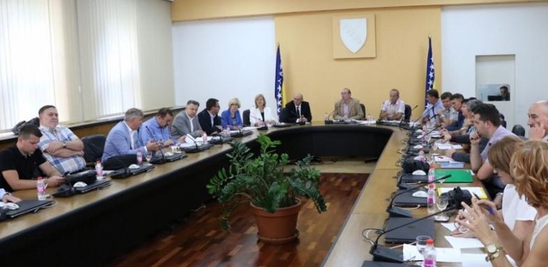 Udruženje poslodavaca: Bh. vlasti su nekome majka, a nekome maćeha