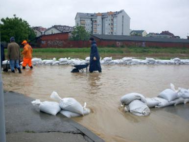 Na računima za obnovu poslije poplava u RS-u ostalo oko 24 miliona KM