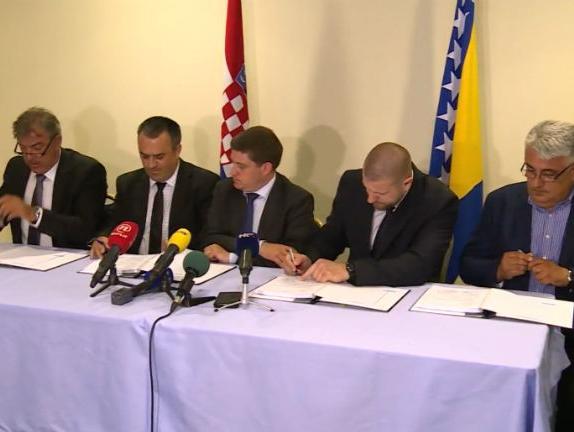 U Neumu potpisan Ugovor o izgradnji mosta na rijeci Savi kod Svilaja