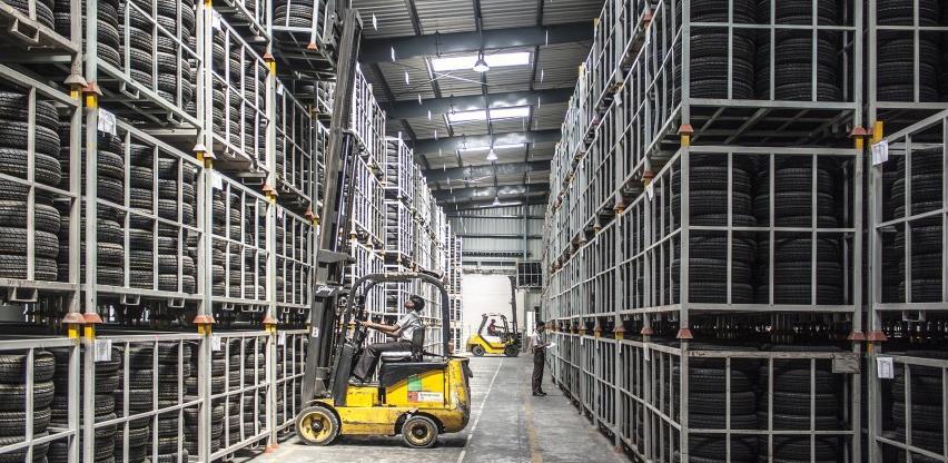 Pala industrijska proizvodnja u EU i eurozoni