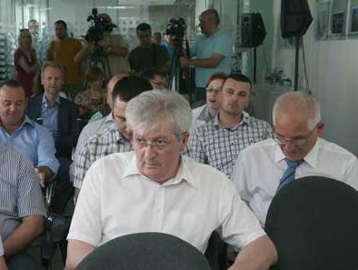 Samo sud može riješiti dvovlašće u Bosnalijeku