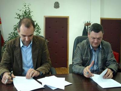 Livnoputovi: Potpisan ugovor za sanaciju lokalnih cesta
