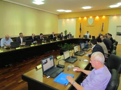 Deblokirati račun Aluminija na period od 60 dana