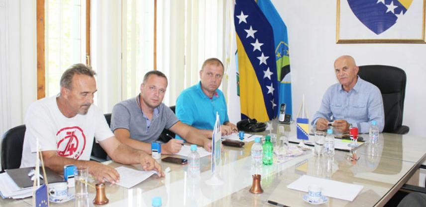 Potpisani ugovori o asfaltiranju 11 puteva na području Kalesije