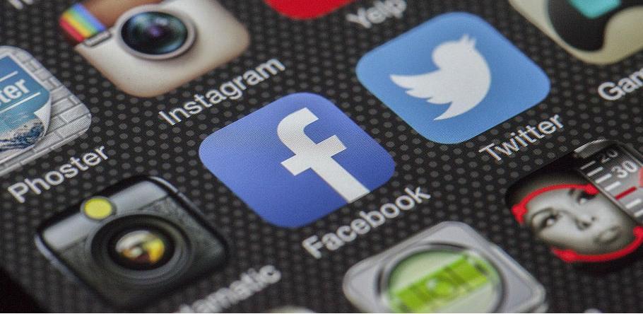 Privatne objave 14 miliona korisnika Facebooka postale javne