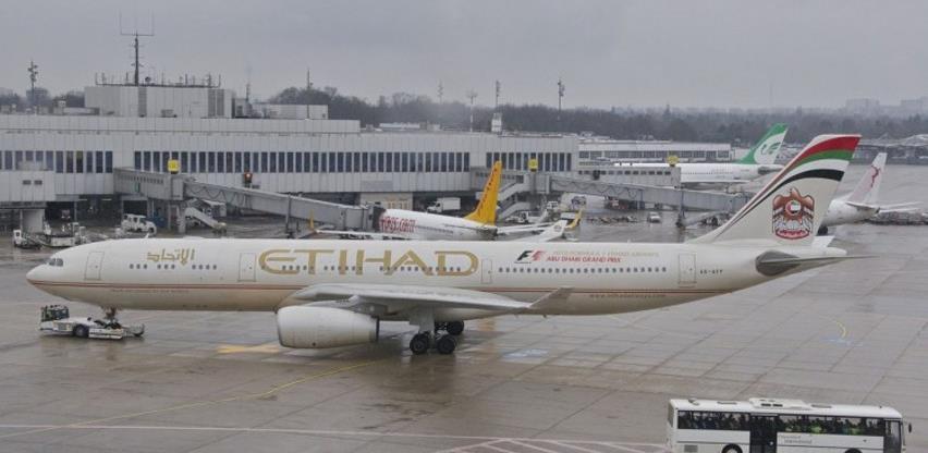 Obustavljaju se brojni letovi, zračni prijevoznici najavljuju nova smanjenja