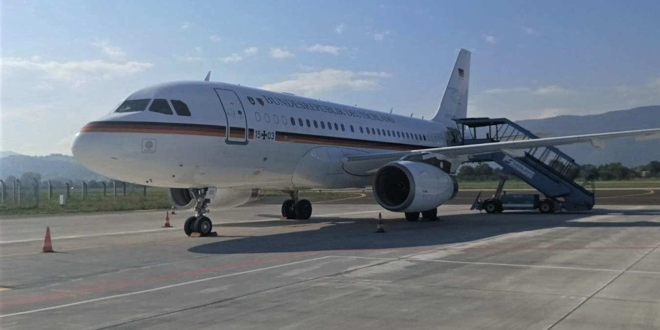 AIRBUS