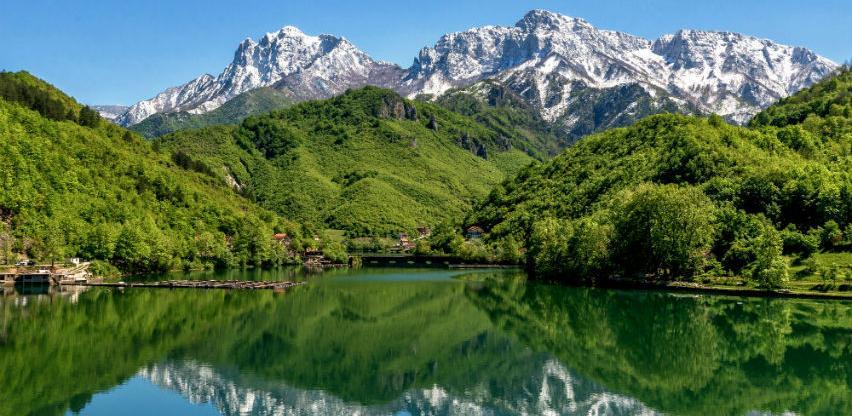 Predstavljamo projekt razvoja turizma na tri jezera