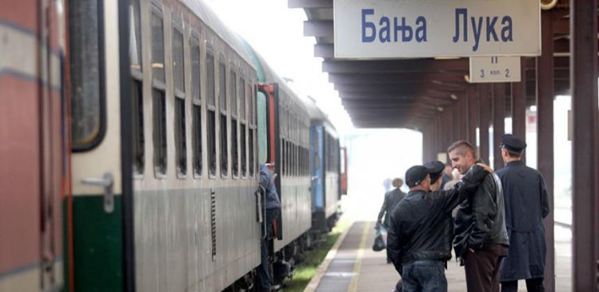 Voze nas lokomotive stare skoro pola vijeka