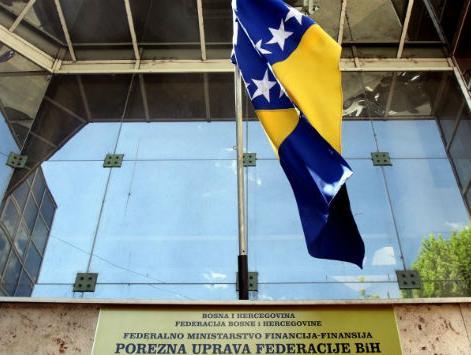Obustava prinudne naplate do formiranja baze podataka