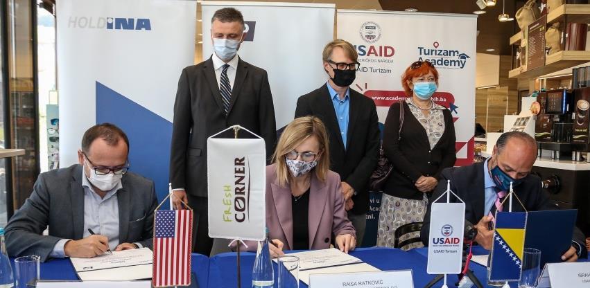 Potpisana saradnja između HOLDINE, Energopetrola i USAID Turizam projekta u BiH