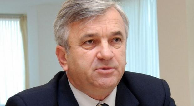 Poboljšati nadzor nad upravama javnih kompanija u RS-u