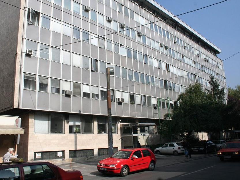 Hidrogradnja između novih poslova i prodaje