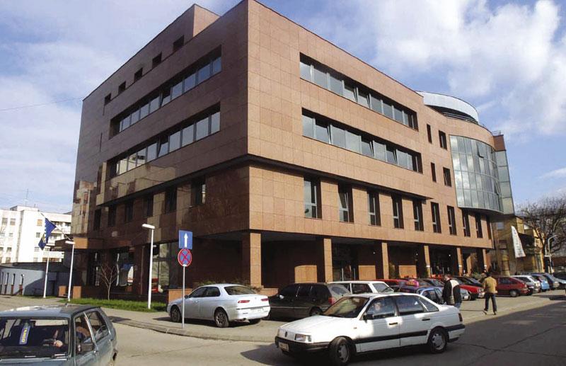Institucije u BiH plaćaju 9,4 miliona kirije