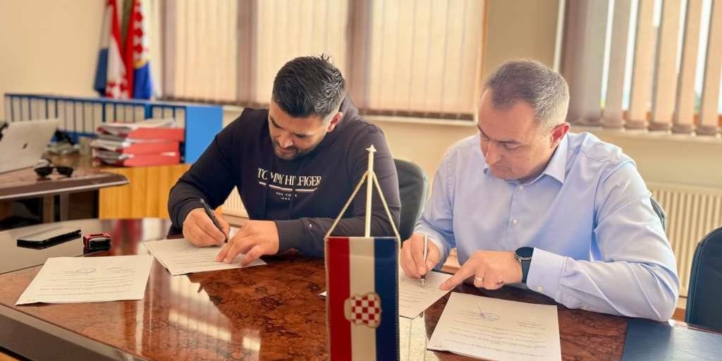 potpisivanje ugovora