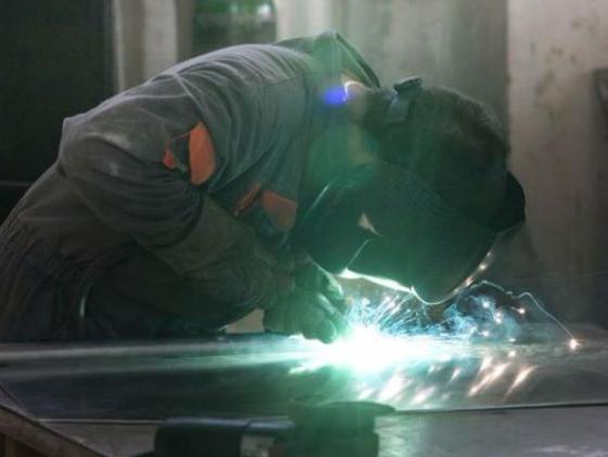 Procedure bankovnih garancija prilikom uvoza usporavaju rast industrije