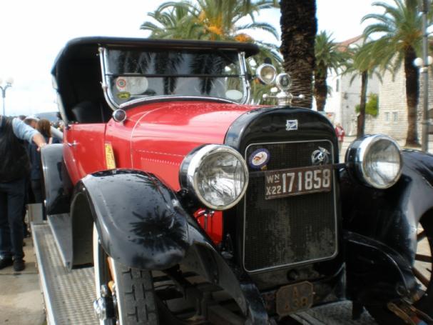 U Sarajevu održana Oldtimer revija automobila
