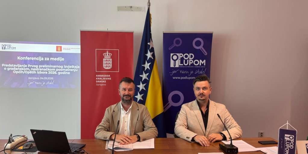 pod lupom