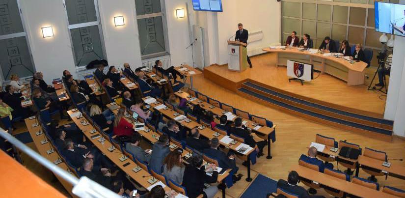 KS: Usvajanje budžeta, ili štrajk državnih službenika