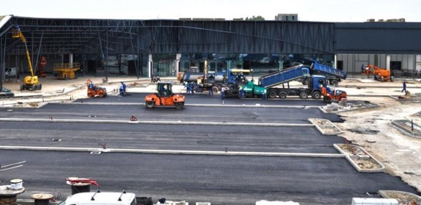 Građevinci u RS rade punom parom, Centrum Retail Park u Gradišci privodi se kraju