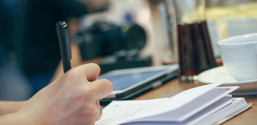 Evo koliko ljudi u RS-u ima autorske i ugovore o djelu