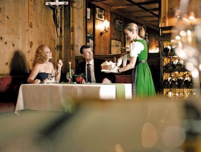 Austriji potrebno 29.000 ugostitelja, minimalac 1.400 eura