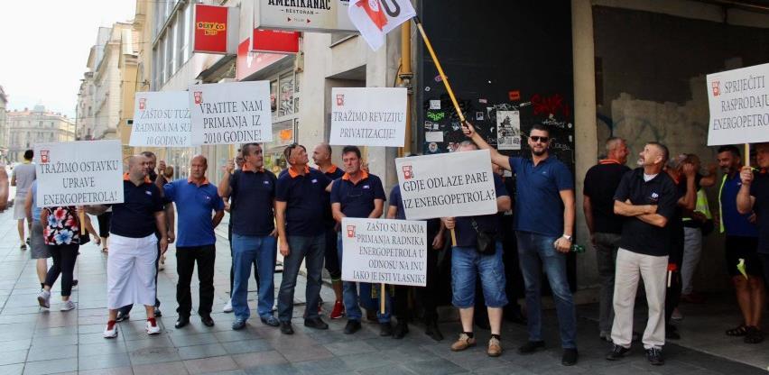 Radnici "Energopetrola" iz tuzlanske regije protestuju u Sarajevu