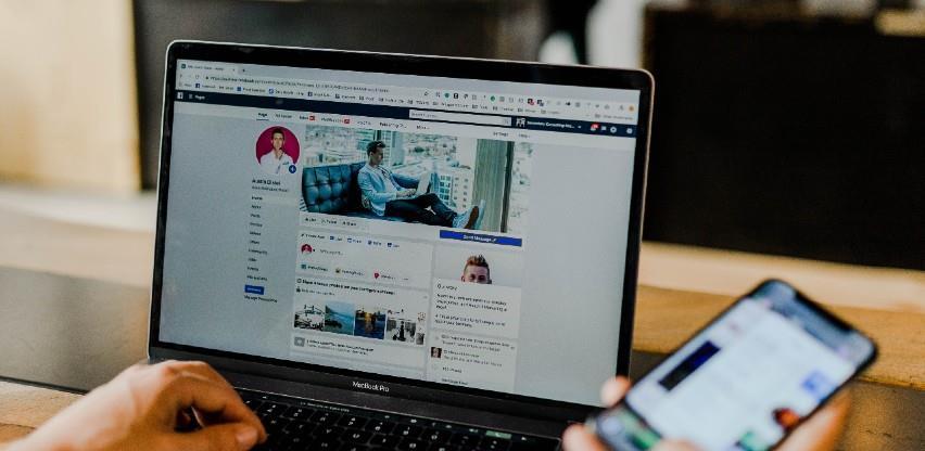 Facebook ukida "like" na javnim stranicama