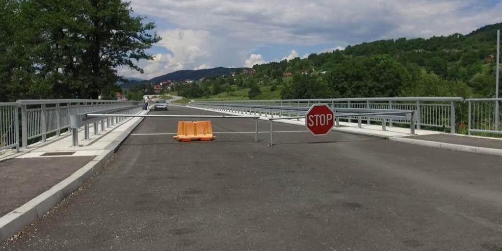 A 1 zenica