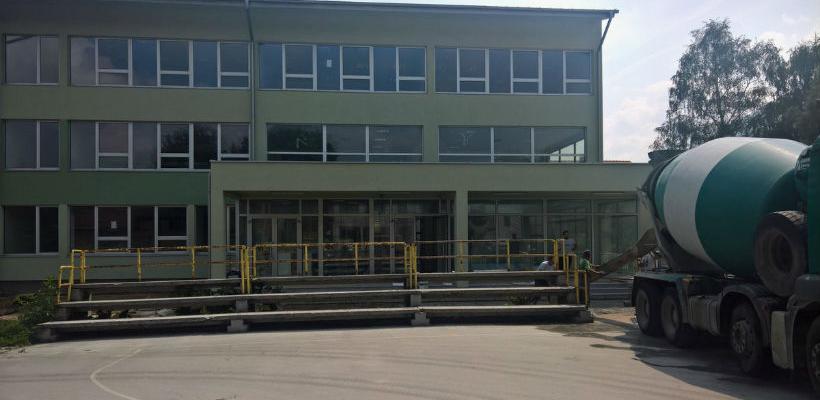 Sredstva za izgradnju fiskulturnih sala u školama na Ilidži i Šabićima