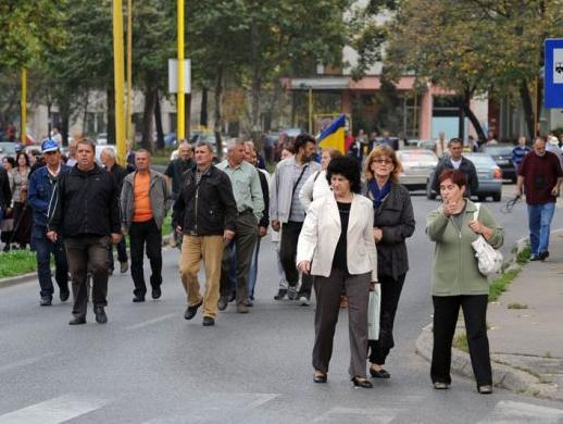 Radnici propalih firmi Tuzlanskog kantona napuštaju BiH