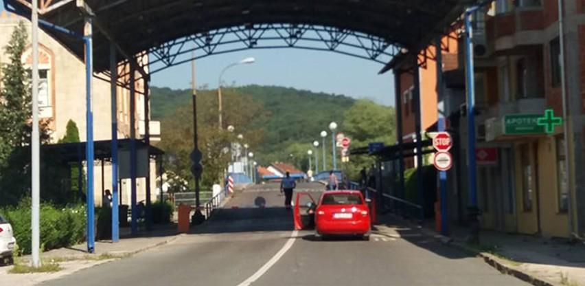novi grad dvor