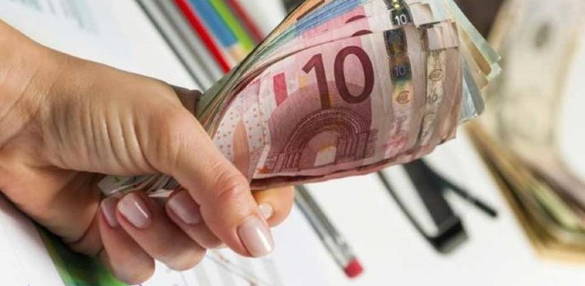 Realni pad privatnih investicija od 9,7%, iduće godine moguć oporavak