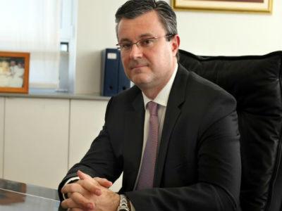 Orešković: Neće biti smanjenja plaća, tečaj franka ostat će zamrznut