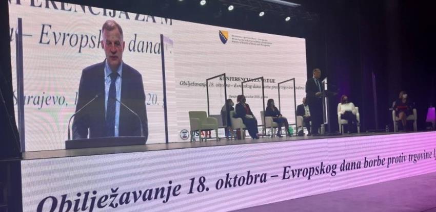 Eslick: BiH izbjegla pad na treći nivo liste u borbi protiv trgovine ljudima