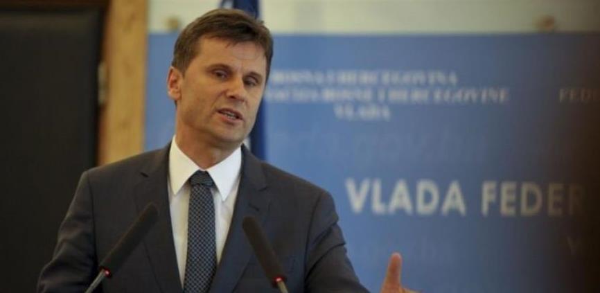 Od danas dva puta dnevno direktno obraćanje premijera FBiH i drugih nadležnih