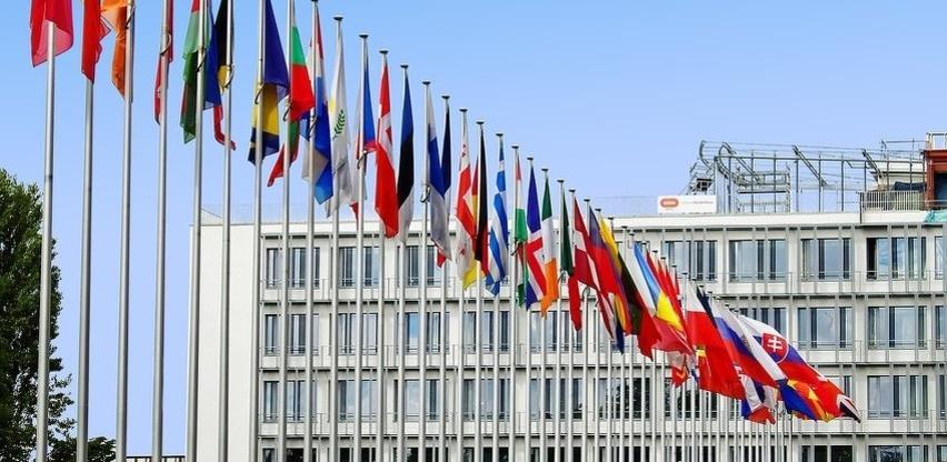 Izvanredne mjere ne smiju biti protivne načelima i vrijednostima EU-a