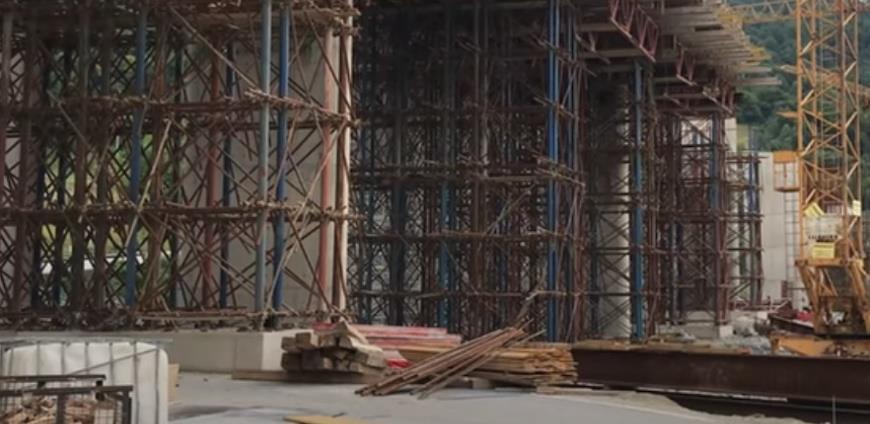 Zbog pogibije radnika na Koridoru 5C uhapšena jedna osoba: Gradilište nije bilo osigurano