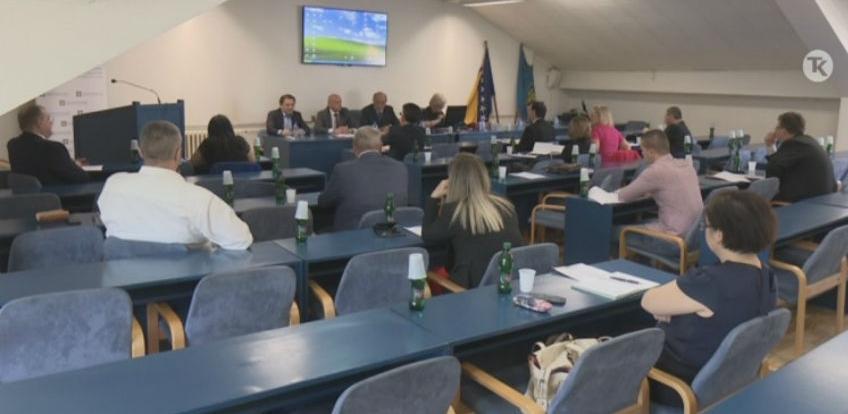 U Tuzli poslovni forum o razvojnim koridorima i privrednim zonama