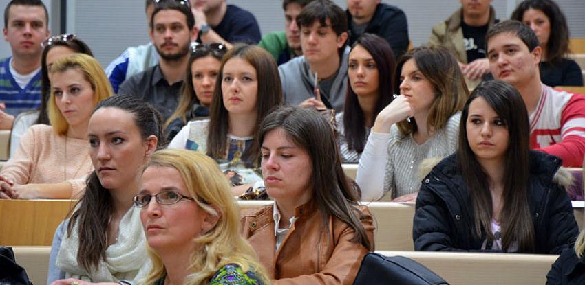 U pet godina čak 10.000 studenata manje u FBiH