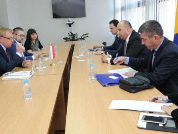 Teretni vagoni iz Poljske ponuđeni Željeznicama FBiH