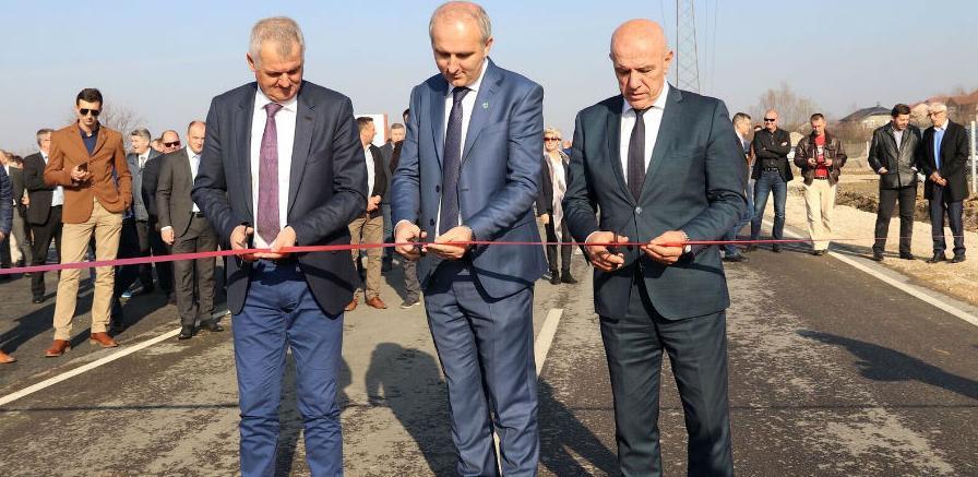 U Tešnju svečano otvorena nova Poslovna zona - Glinište