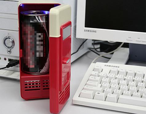 USB i mini-frižider koji se puni preko kompjutera